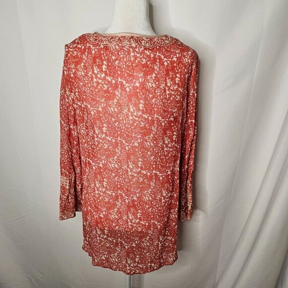 Chico's Tan & White Floral Boho Embroidered Rayon Blouse Top Size 2, Large - Picture 2 of 8